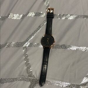 Elegant Black and Gold woman’s Watch